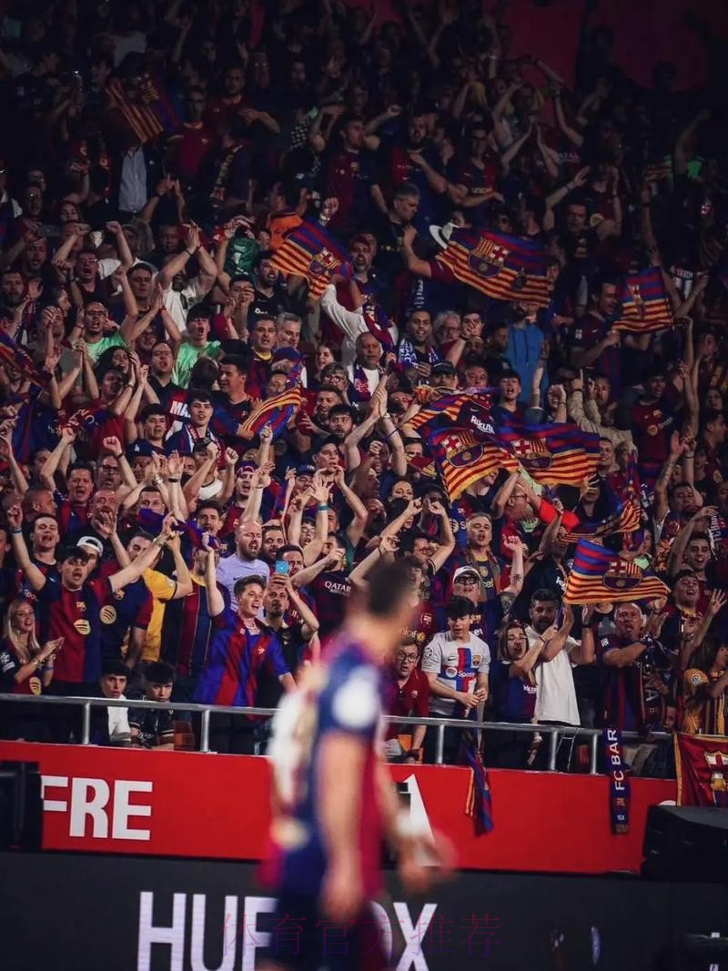 自2007-08赛季后 皇马再次在西甲联赛中双杀巴萨